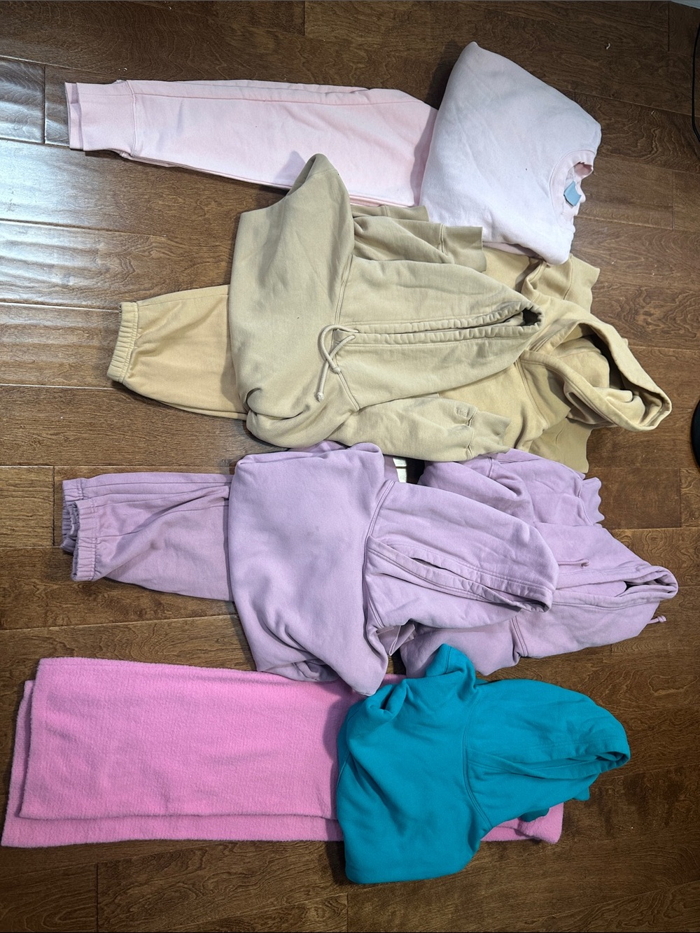 Aritzia Girls' Track Pants & Joggers Set - Pink, Cream, Lavender, Teal
